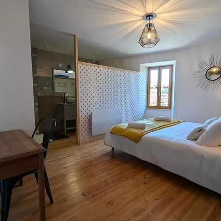 Maison Charentaise Moderne Avec Piscine Privative, Proche D'angouleme, Ideale Pour Familles - Fr-1-653-260 * Marsac (Charente)