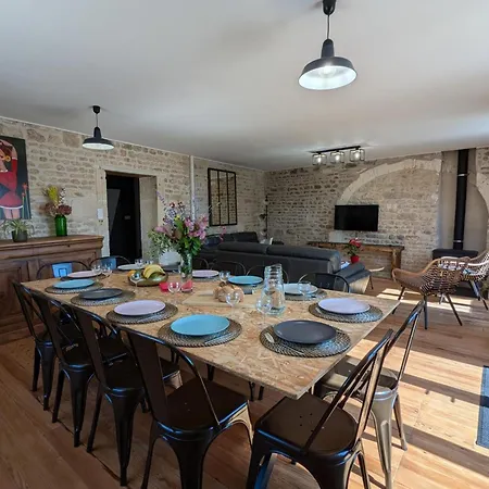 Maison Charentaise Moderne Avec Piscine Privative, Proche D'angouleme, Ideale Pour Familles - Fr-1-653-260 Marsac (Charente)